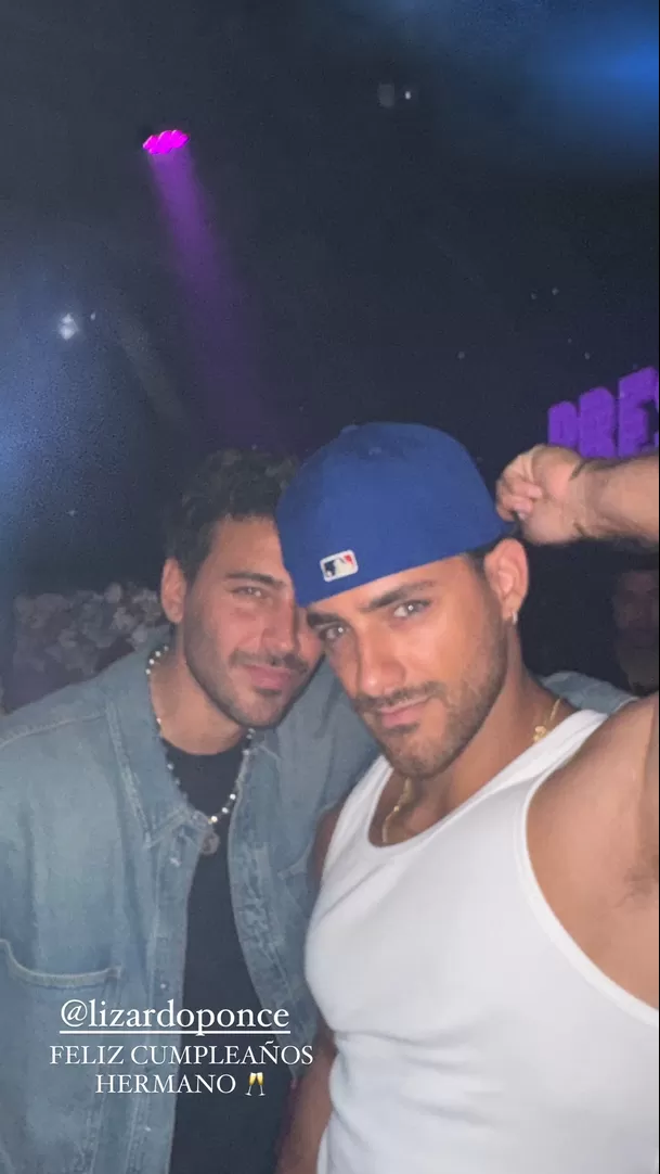 Austin Palao junto a Lizardo Ponce en la fiesta de cumpleaños del influencer argentino. Fuente: Instagram