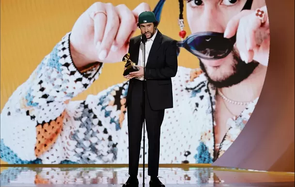 Bad Bunny podría presentar un show en la gala de entrega de Los Premios Oscar 2024/Foto: Grammy