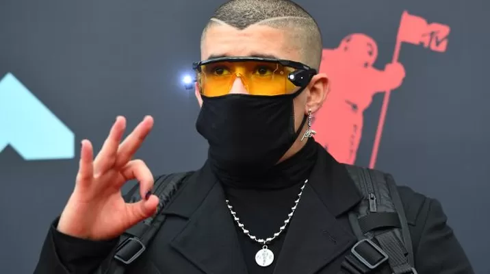 El cantante puertorriqueño Bad Bunny, se mostró partidario de respetar a la mujer por su día en vez de felicitarla. Foto: AFP El cantante puertorriqueño Bad Bunny, se mostró partidario de respetar a la mujer por su día en vez de felicitarla. Foto: AFP