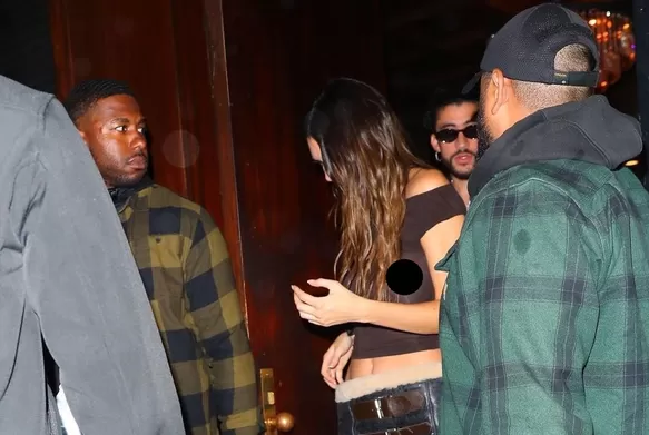 Bad Bunny y Kendall Jenner alborotaron Nueva York con su presencia en exclusivo restaurante 