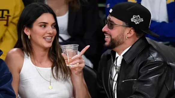 Bad Bunny y Kendall Jenner protagonizaron románticos momentos en público 