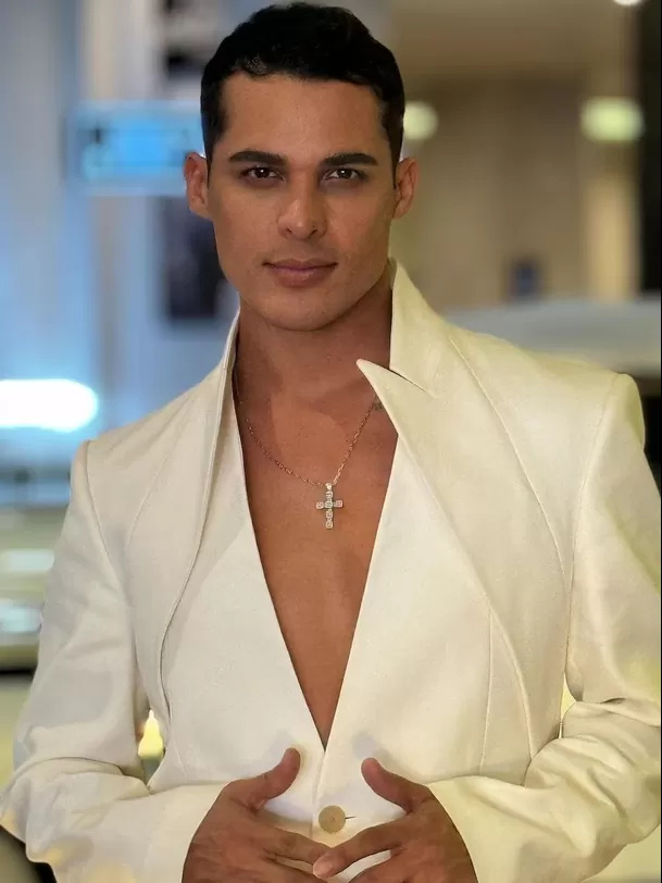 El maquillista mexicano Luis Torres. Fuente: Instagram El maquillista mexicano Luis Torres. Fuente: Instagram