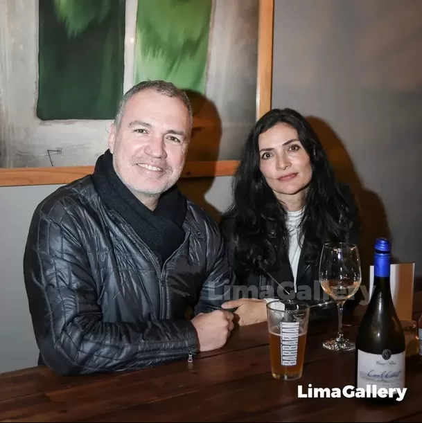 Ana María Orozco y Salvador del Solar en Lima. (Foto: Lima Gallery / Daniel Ortega)