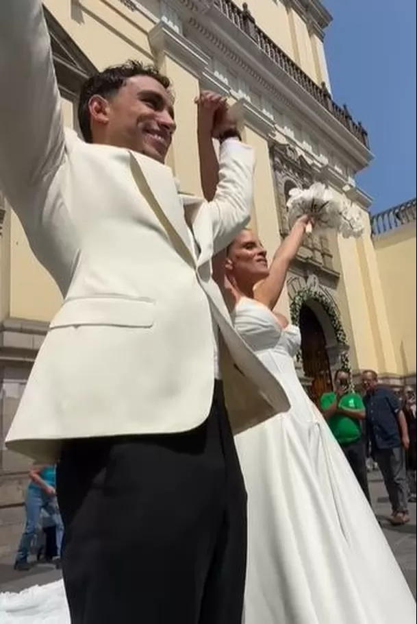 Alejandra Baigorria y Said Palao tras casarse por religioso / Captura