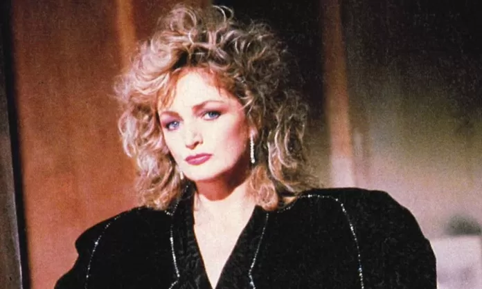 Bonnie Tyler es hospitalizada tras cirugía intestinal
