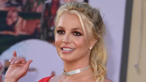 Britney Spears fue agredida cuando inmetentaba tomarse foto con deportista. Fuente: AFP