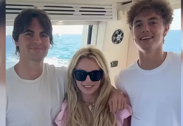 Britney Spears junto a sus hijos Sean Preston y Jayden James / Instagram