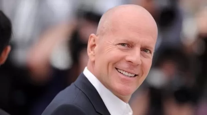 Bruce Willis y su conmovedor mensaje tras diagnóstico de demencia: “Nada puede detenerme” Bruce Willis y su conmovedor mensaje tras diagnóstico de demencia: “Nada puede detenerme”