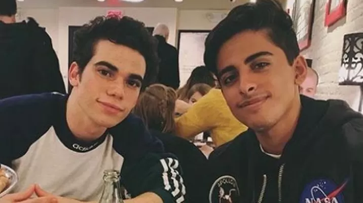 Cameron Boyce y el conmovedor mensaje de su hermano menor en ‘Jessie’ Cameron Boyce y el conmovedor mensaje de su hermano menor en ‘Jessie’