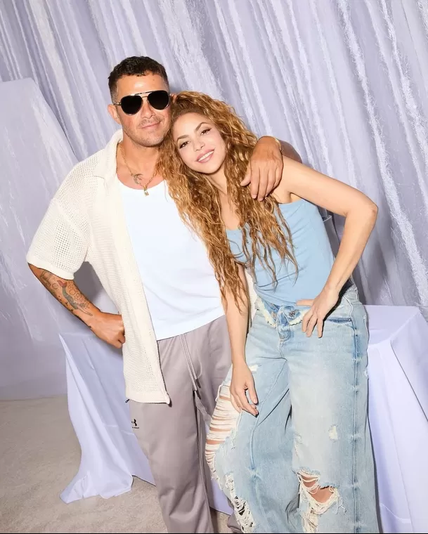 Alejandro Sanz y Shakira estrenaron la semana pasada el tema 'Bésame' / Instagram