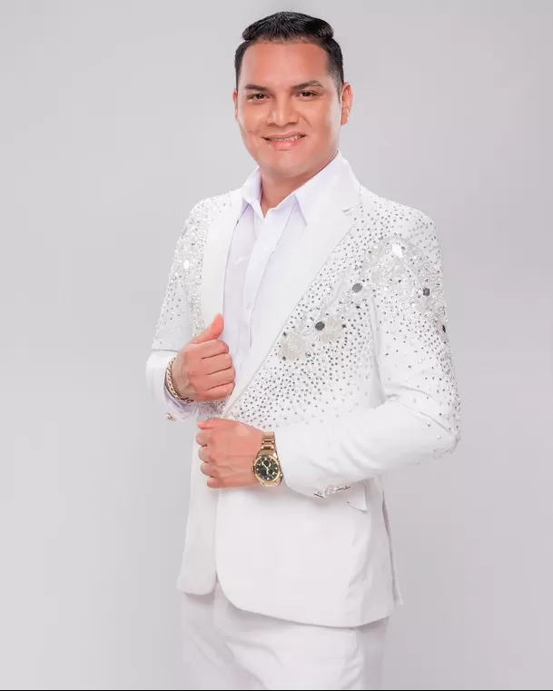 Deyvis Paredes, cantante de La Bella Luz. Fuente: Instagram