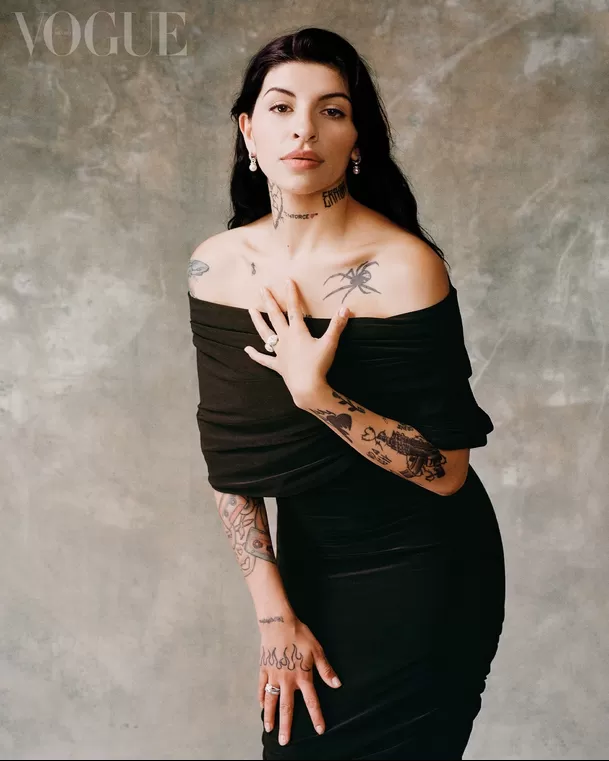 Cazzu habla sobre la maternidad y su primera canción tras separarse de Christian Nodal. Fuente: Vogue Cazzu habla sobre la maternidad y su primera canción tras separarse de Christian Nodal. Fuente: Vogue