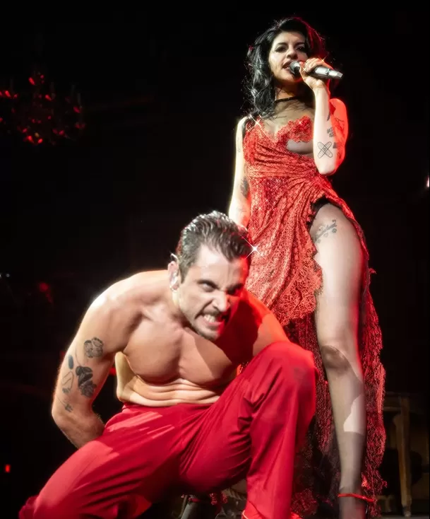 Cazzu junto a su bailarín Ignacio Colombara / Instagram