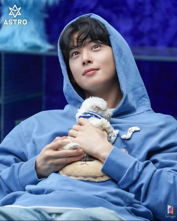 Cha Eun Woo tiene 28 años de edad y esta una estrella en la industria coreana / Instagram Cha Eun Woo tiene 28 años de edad y esta una estrella en la industria coreana / Instagram