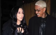 Cher confiesa sobre romance con hombre 40 años menor: "Nos besamos como adolescentes" - Noticias de protesta
