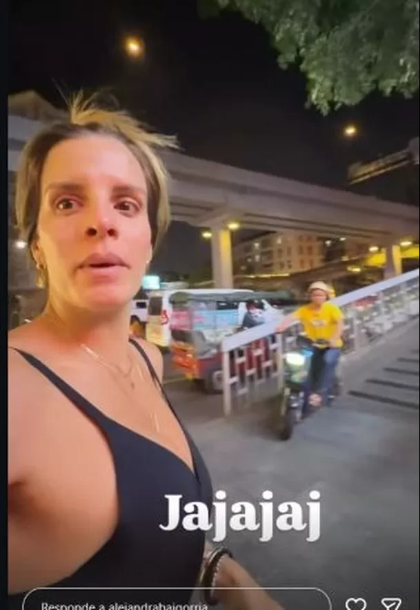 Alejandra Baigorria vivió un tenso momento mientras grababa el caótico tránsito de motos en China. Video: Instagram