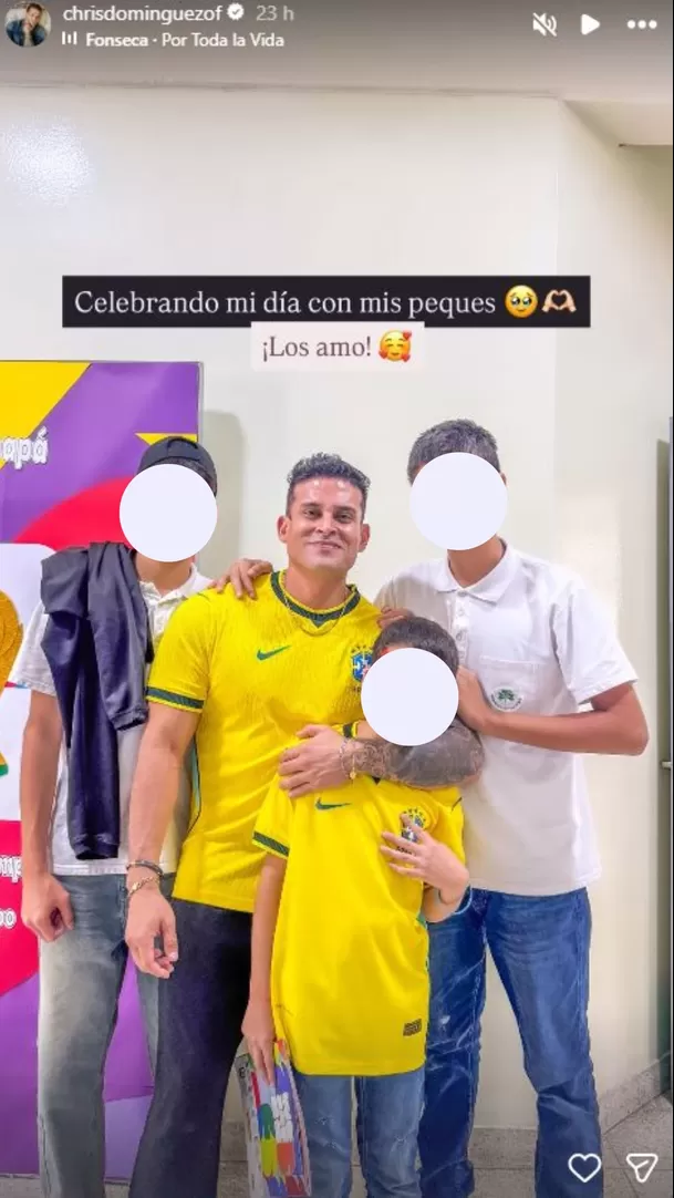 Christian Domínguez con su hijo Valentino y los hijos de Karla Tarazona y Leonard León por el Día del padre / IG: @chrisdominguezof Christian Domínguez con su hijo Valentino y los hijos de Karla Tarazona y Leonard León por el Día del padre / IG: @chrisdominguezof