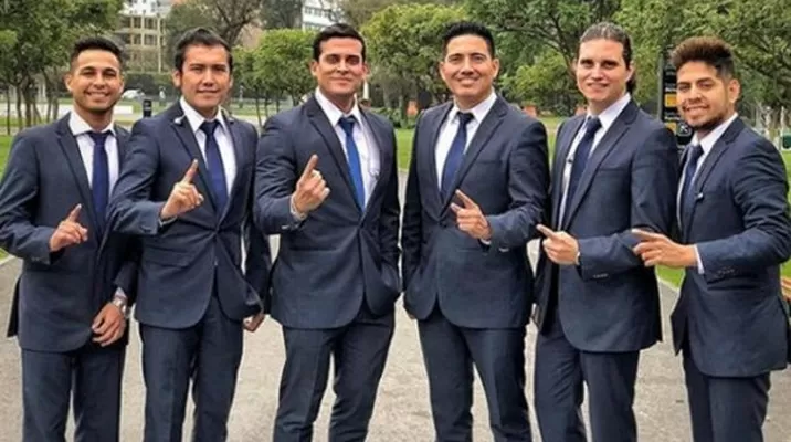 Un gran susto se llevó la orquesta durante una presentación en Puente Piedra. Foto: América Tv. Un gran susto se llevó la orquesta durante una presentación en Puente Piedra. Foto: América Tv.