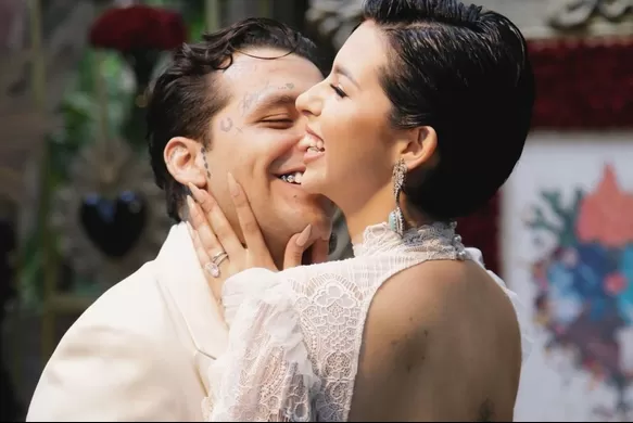 Los recién casados lucen enamorados | Imagen: Instagram Christian Nodal y Ángela Aguilar