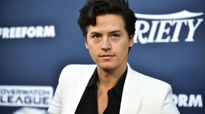 El actor de la serie Riverdale explicó el motivo de su arresto El actor de la serie Riverdale explicó el motivo de su arresto