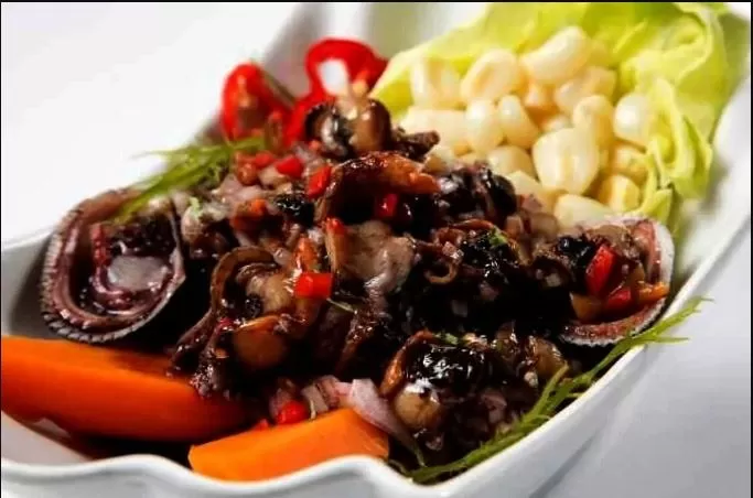 Cebiche de Conchas negras otro de los platos bandera peruanos víctima de los malos comentarios del conductor mexicano / Foto: A comer