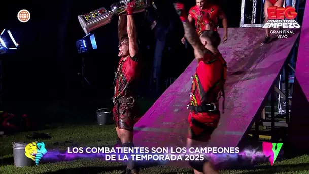 El conmovedor llanto de Kevin Díaz al coronar campeones a los combatientes y alzar copa / AméricaTV
