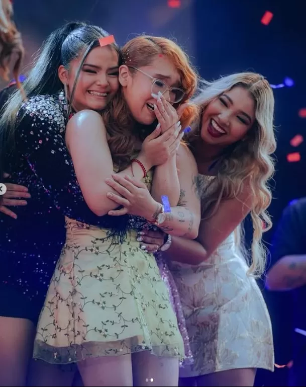 Sharik Danae rompió en llanto tras ser elegida como la nueva voz de 'Corazón Serrano'. Foto: Instagram 