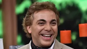Cristian Castro regresa a la escuela a los 50 años para terminar la secundaria. AFP