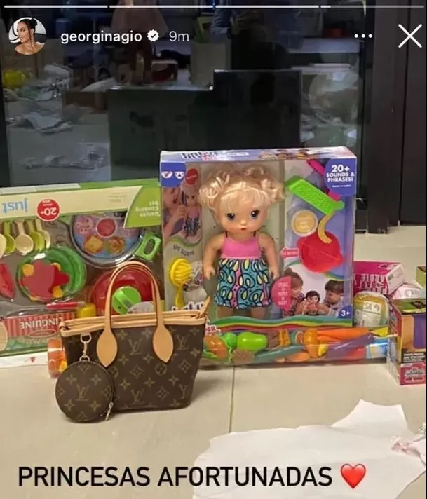 Regalo que recibieron las hijas de Cristiano Ronaldo por Navidad. Fuente: Instagram