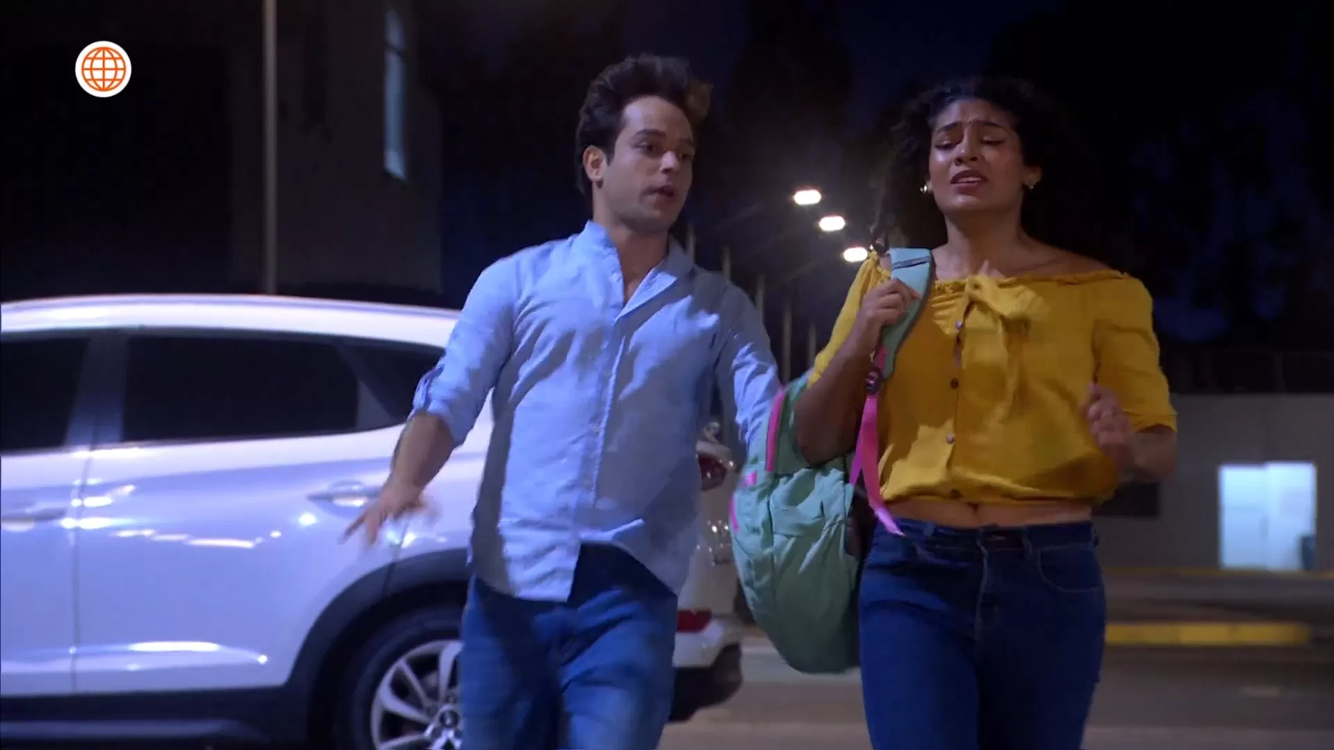Cristóbal corrió detrás de July desesperado tras ser rechazado en cena romántica. Fuente: AméricaTV Cristóbal corrió detrás de July desesperado tras ser rechazado en cena romántica. Fuente: AméricaTV