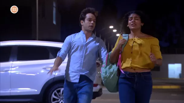 Cristóbal corrió detrás de July desesperado tras ser rechazado en cena romántica. Fuente: AméricaTV