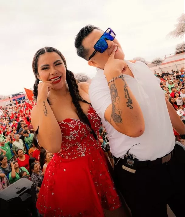 Las redes sociales estallaron luego de que Thamara Gómez revelara entre lágrimas que fue despedida de la agrupación. Cientos de seguidores salieron en su defensa y acusaron a la orquesta de ser "malagradecida"  Video: TikTok @thamara_gomez_oficial