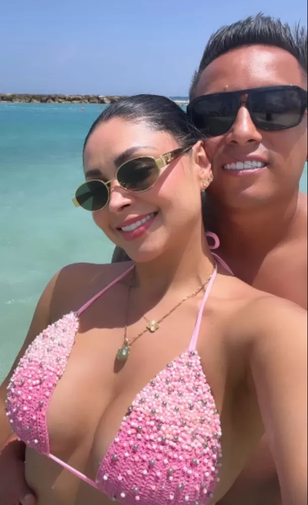 Pamela Franco y Christian Cueva salieron del país horas antes del matrimonio del cantante de cumbia. Foto: IG @pamelafrancoviera
