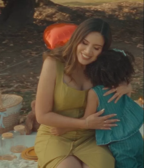 La influencer celebró el cumpleaños de su hija sola y presentó una canción especial dedicada a la niña La influencer celebró el cumpleaños de su hija sola y presentó una canción especial dedicada a la niña