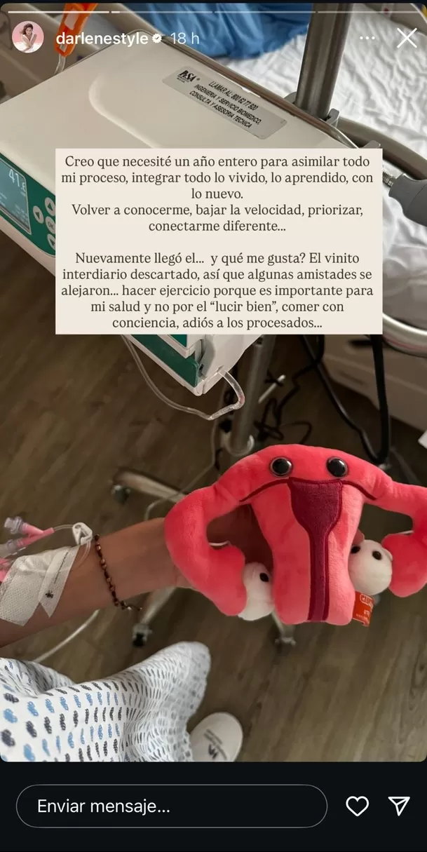 Darlene no dejó de agradecer al equipo médico que la acompañó durante el proceso. Foto: Instagram Darlene no dejó de agradecer al equipo médico que la acompañó durante el proceso. Foto: Instagram
