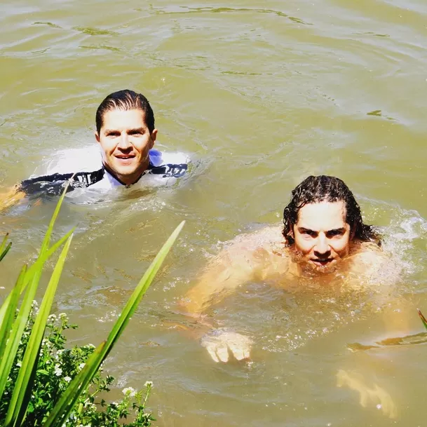 David Bisbal junto a su hermano mayor, José María Ferrer. Fuente: instagram