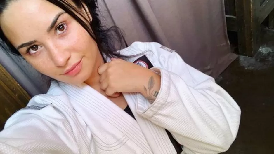 La cantante juvenil Demi Lovato lo hizo de nuevo y se mostró al natural