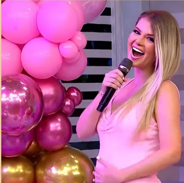 Brunella anunció que ya tiene 6 meses de embarazo / Foto: IG Brunella Horna