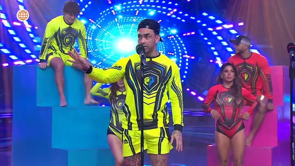 Diego Chávarri pidió respeto a Katia Palma tras insultarlo en plena competencia. Fuente: AméricaTV