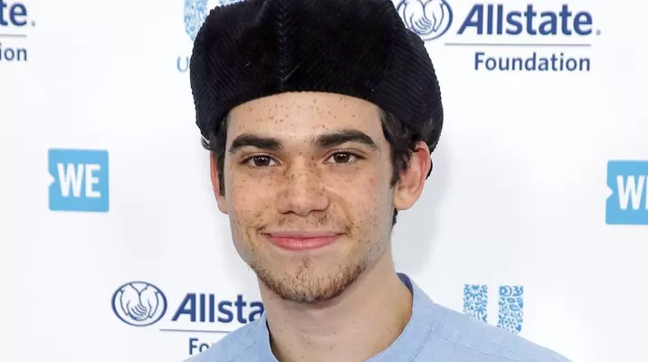 Disney tomó drástica decisión sobre ‘Los Descendientes 3’ tras muerte de Cameron Boyce Disney tomó drástica decisión sobre ‘Los Descendientes 3’ tras muerte de Cameron Boyce