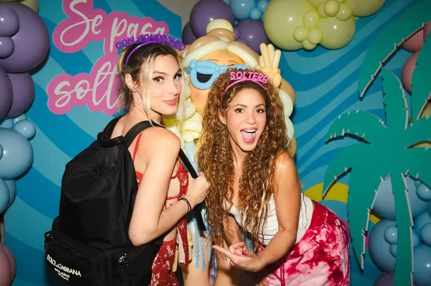 Shakira le obsequió una lujosa mochila a Lele Pons en agradecimiento por la fiesta/Foto: Instagram