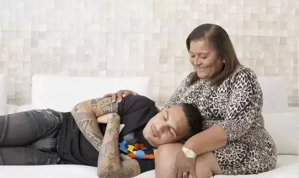 Doña Peta aseguró que Paolo Guerrero ya dejó de ser su "bebito" / GEC Doña Peta aseguró que Paolo Guerrero ya dejó de ser su "bebito" / GEC