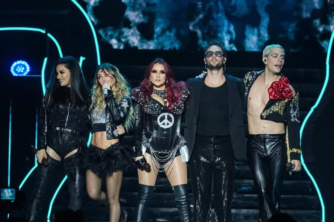 Dulce María casi suspende su gira con RBD tras sufrir fuerte trastorno. Fuente: Instagram Dulce María casi suspende su gira con RBD tras sufrir fuerte trastorno. Fuente: Instagram