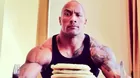 Dwayne Johnson lleva su propia comida cuando sale a cenar a restaurantes