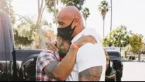 Dwayne Johnson sorprende a un fan muy especial regalándole su lujoso auto.