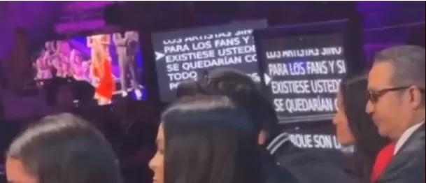 Discurso de Shakira en Premios Juventud fue leido de un telepromter / Foto: IG Daniela Darcourt