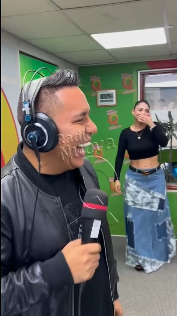 Pamela Franco no aguantó la risa tras las bromas de Edwin Sierra/Foto: Instagram