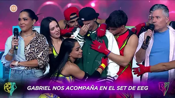Guerreros y combatientes corrieron a abrazar a Gabriel Meneses / AméricaTV Guerreros y combatientes corrieron a abrazar a Gabriel Meneses / AméricaTV