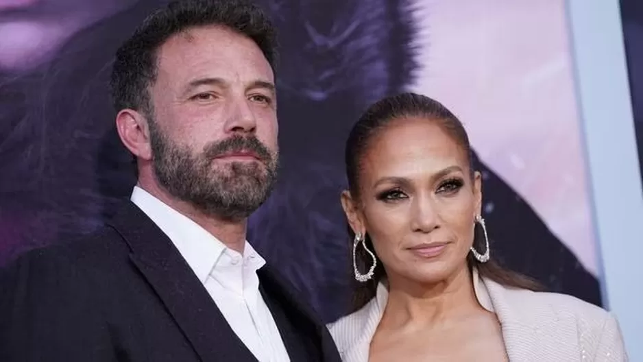 Tenso momento entre Jennifer Lopez y Ben Affleck durante alfombra roja. Fuente: APF