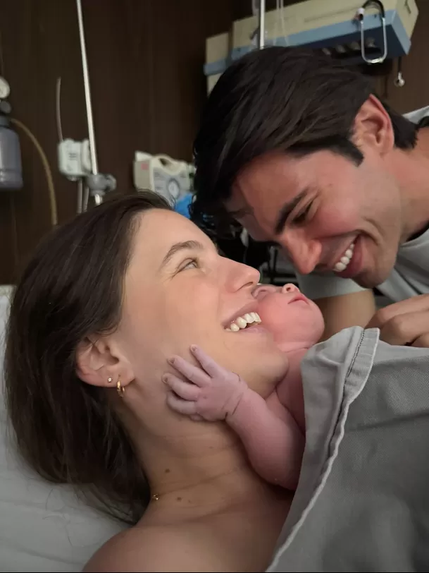 La hija mayor de Thaisa Leal y su esposo Gabriel Ferreira nació en septiembre de 2025 / IG: @lealthaisa